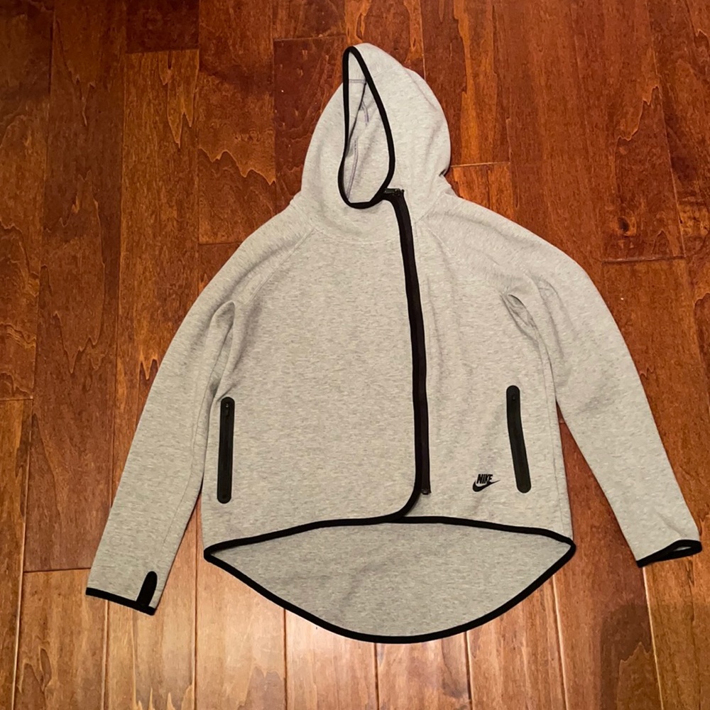 Nike tech poncho